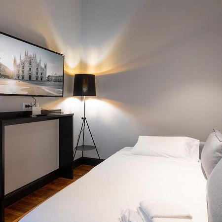 Castello Guest House Milano ภายนอก รูปภาพ