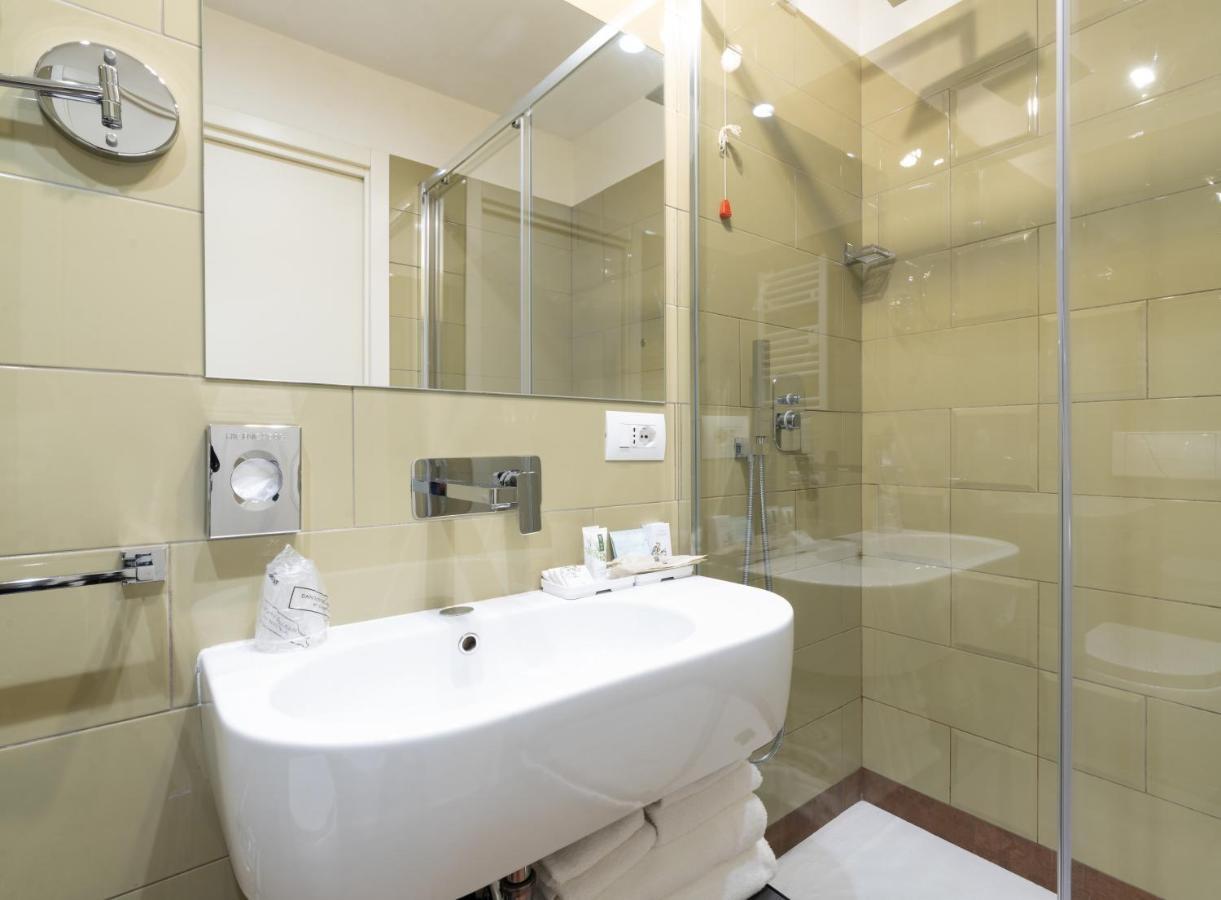 Castello Guest House Milano ภายนอก รูปภาพ
