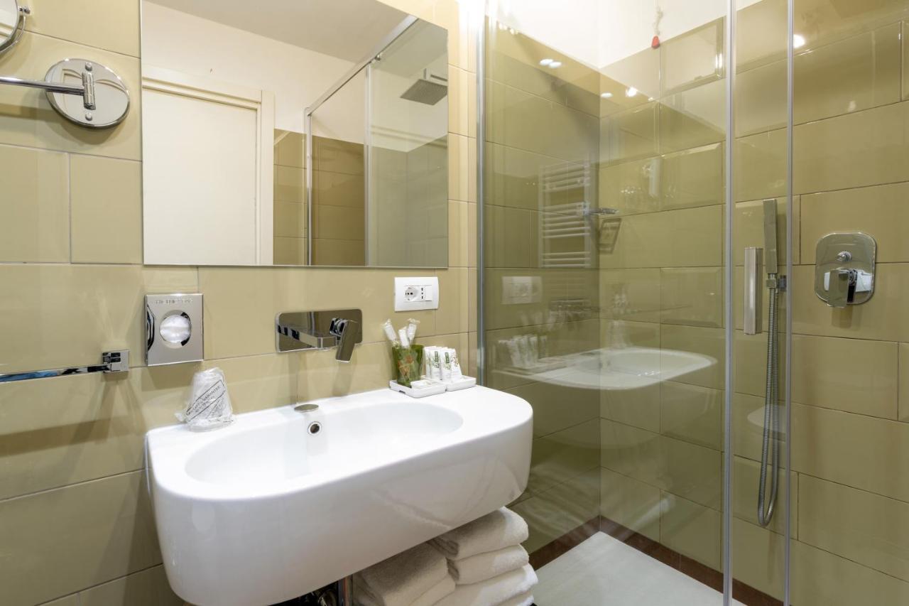 Castello Guest House Milano ภายนอก รูปภาพ