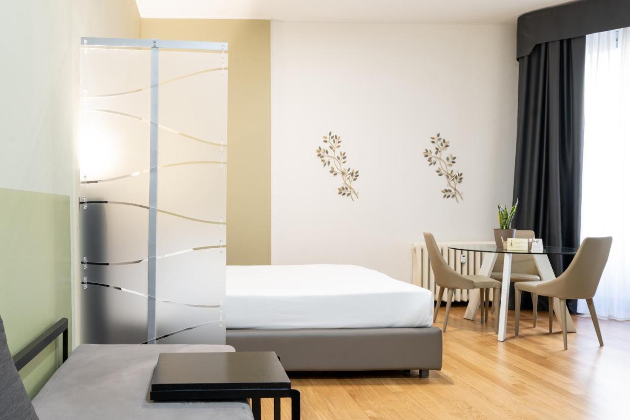 Castello Guest House Milano ภายนอก รูปภาพ